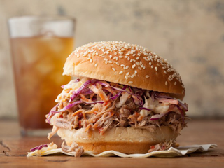 Illustration for article titled The delicious map of the dishes that best represent each state